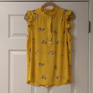 Cute yellow blouse